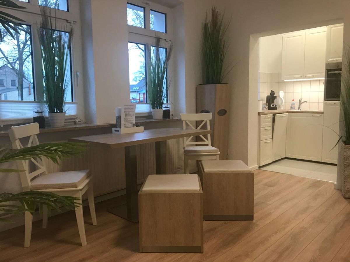 Ferienwohnungen Springer In Schoenefeld Ot Grossziethen Div Apartments Fuer Bis Zu 6 Personen Esterno foto