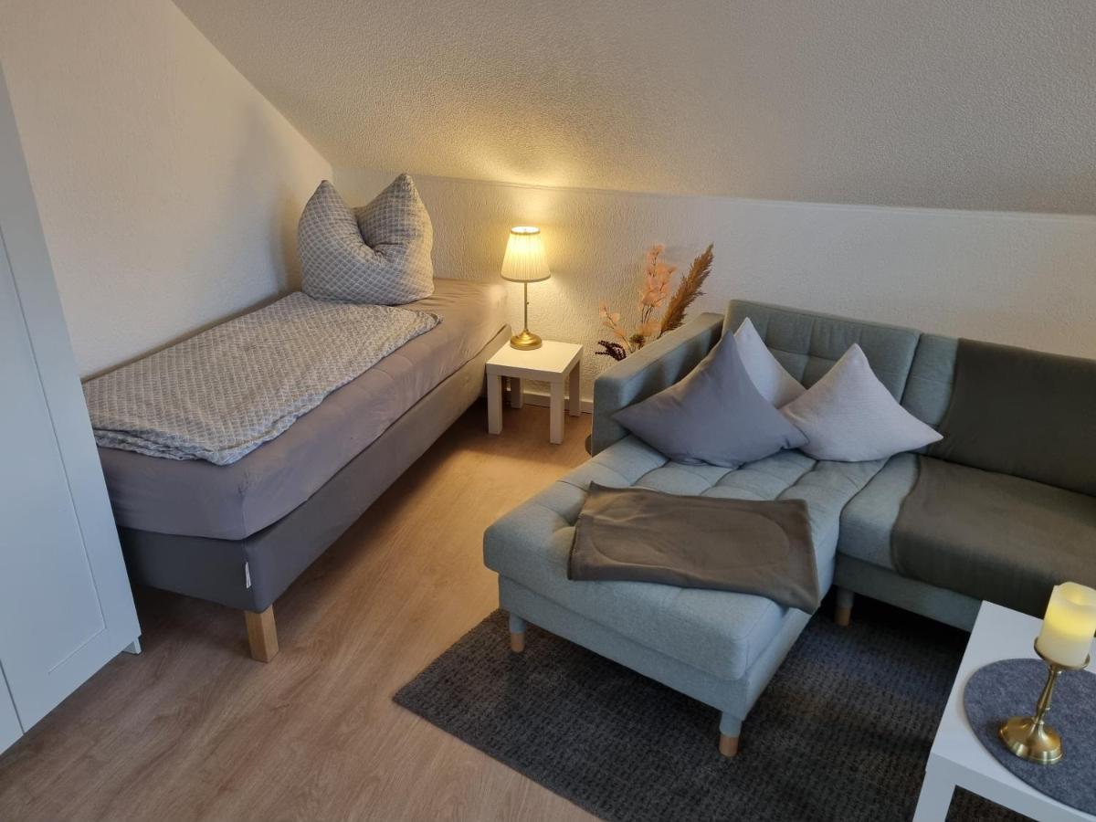Ferienwohnungen Springer In Schoenefeld Ot Grossziethen Div Apartments Fuer Bis Zu 6 Personen Esterno foto