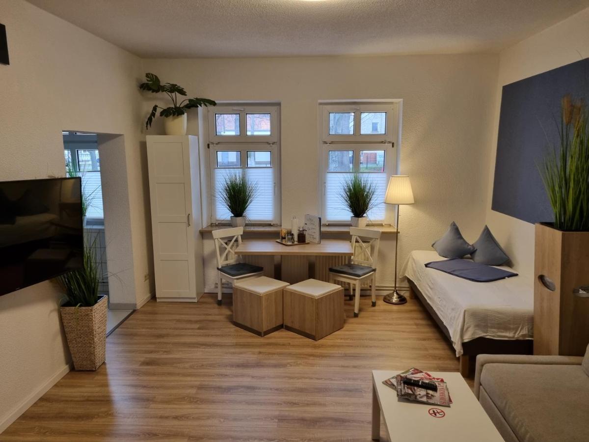 Ferienwohnungen Springer In Schoenefeld Ot Grossziethen Div Apartments Fuer Bis Zu 6 Personen Esterno foto