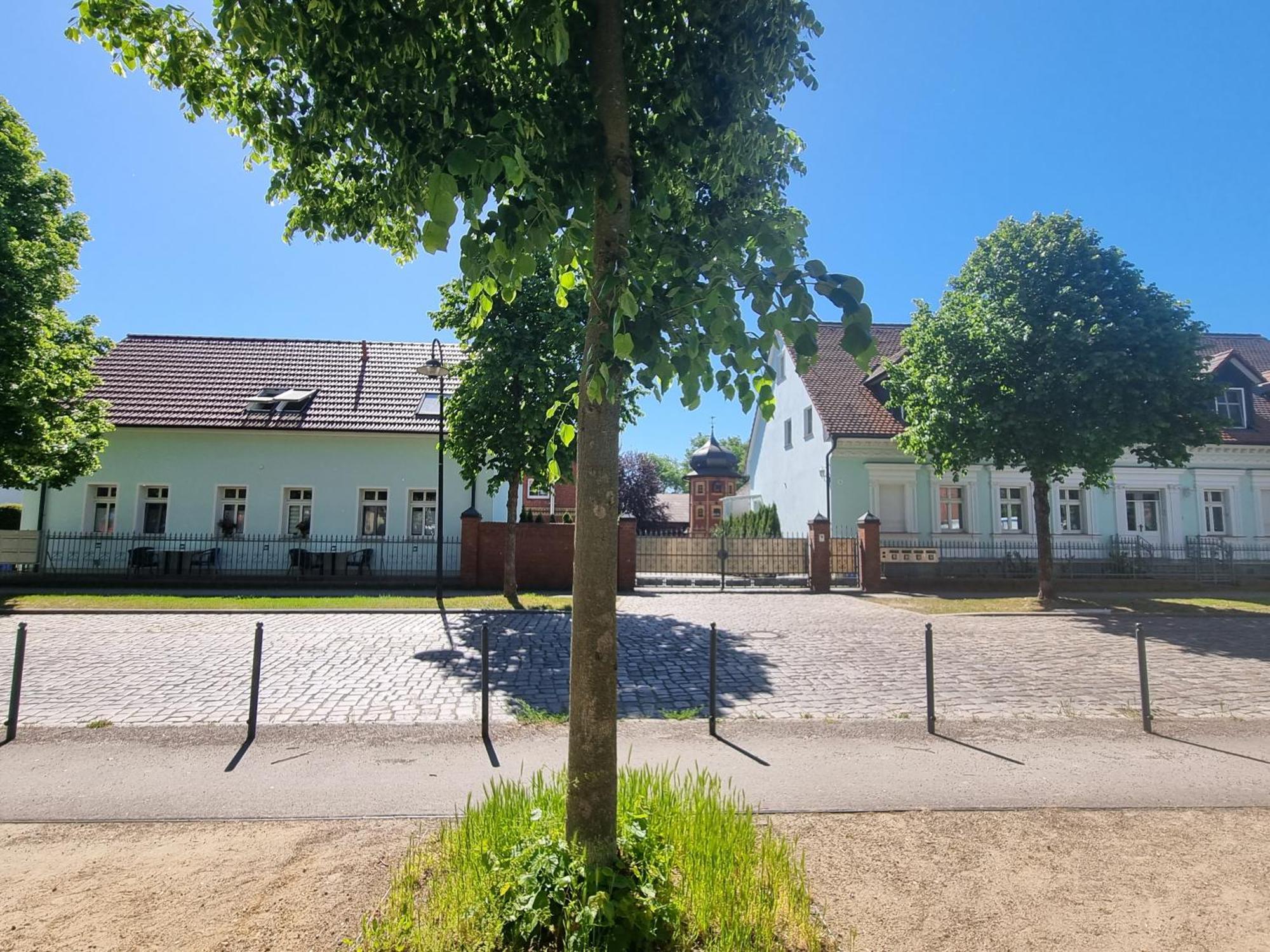 Ferienwohnungen Springer In Schoenefeld Ot Grossziethen Div Apartments Fuer Bis Zu 6 Personen Esterno foto